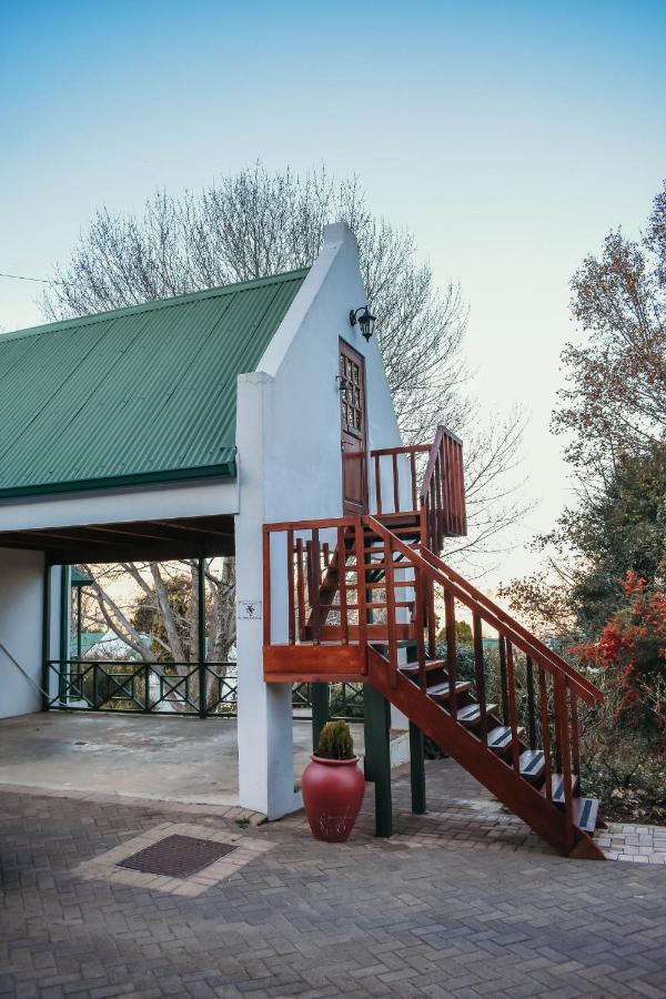 The Gables-Clarens Villa Buitenkant foto
