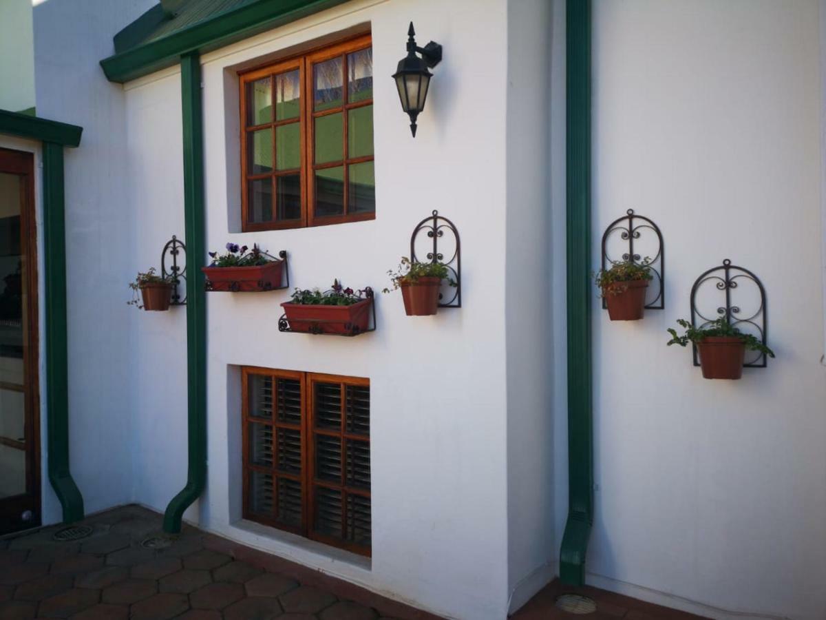 The Gables-Clarens Villa Buitenkant foto