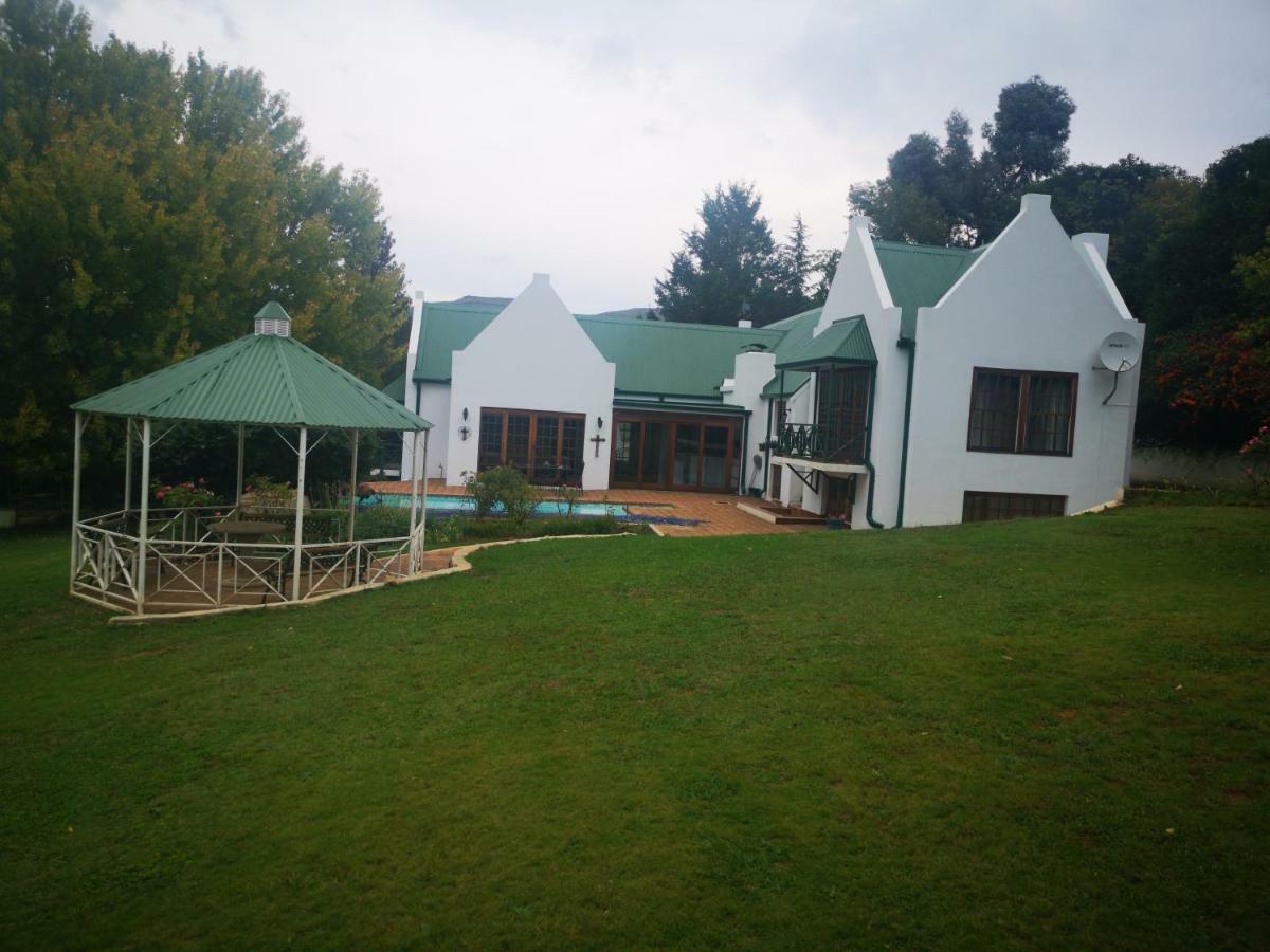 The Gables-Clarens Villa Buitenkant foto
